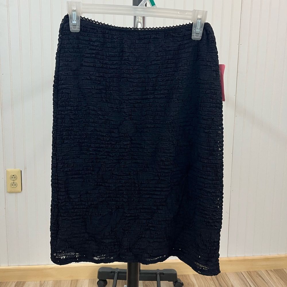 Kokoon Chic Black Textured Pencil Skirt